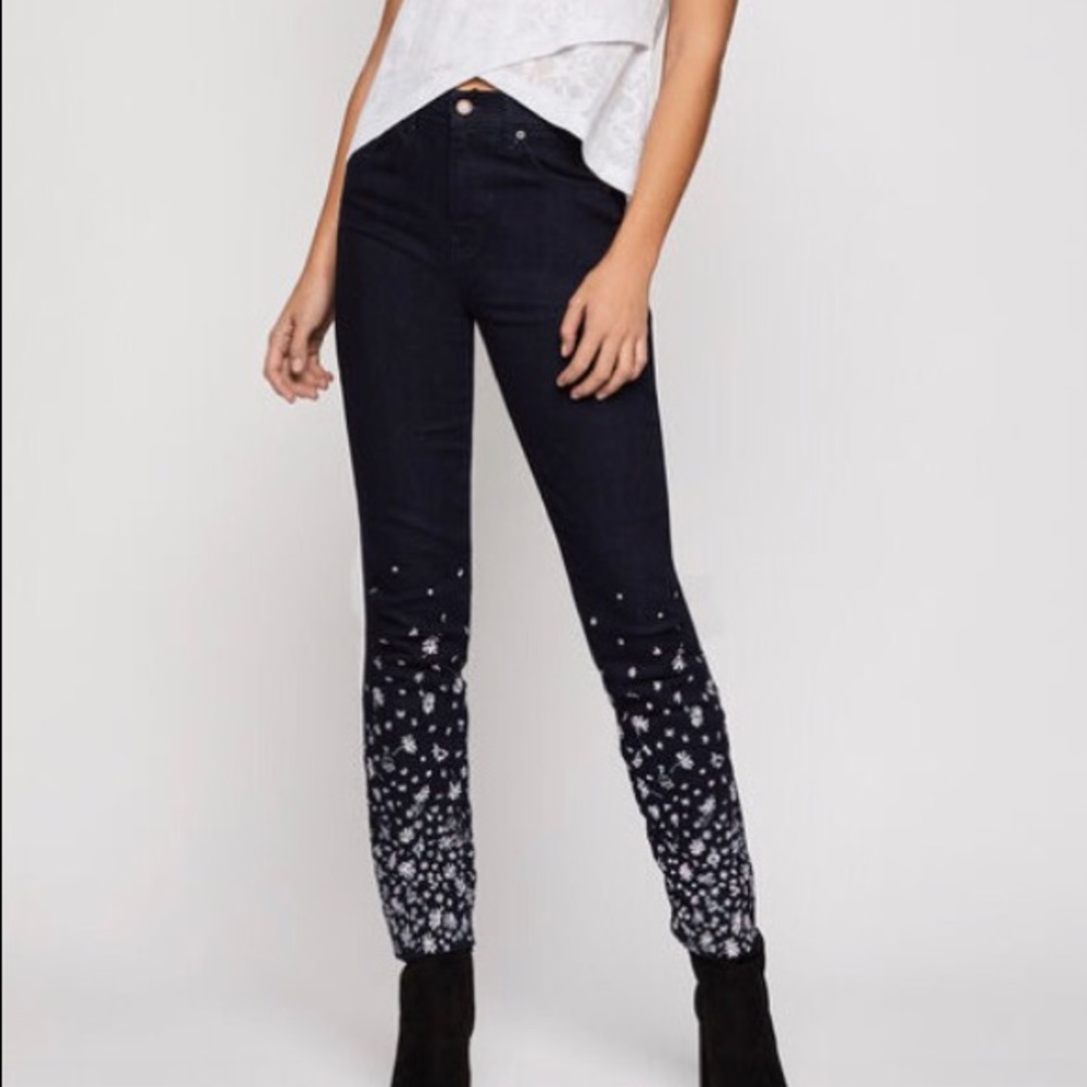 BCBGeneration Skinny Jean in Dark Denim